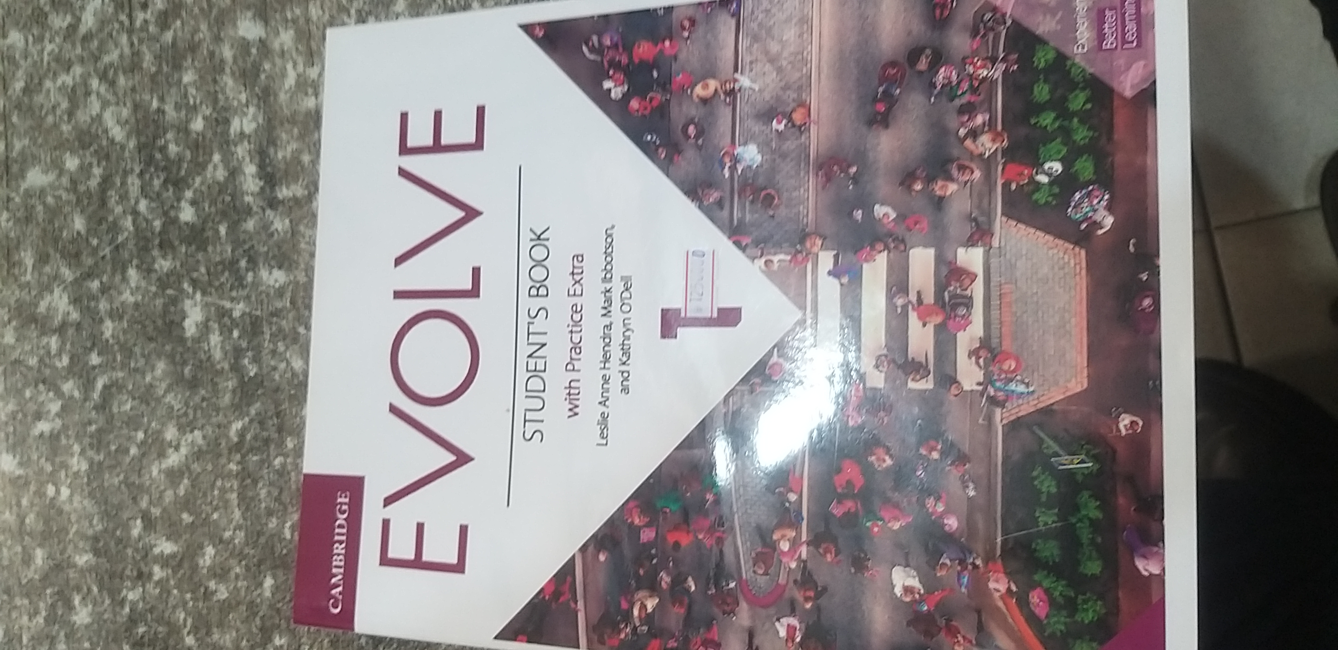 EVOLVE STUENT S BOOK 1